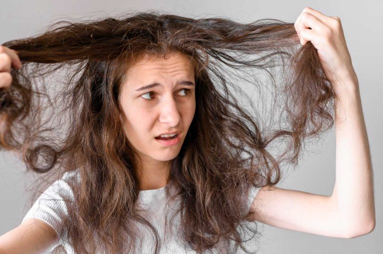 cara merawat rambut kering dan mengembang
