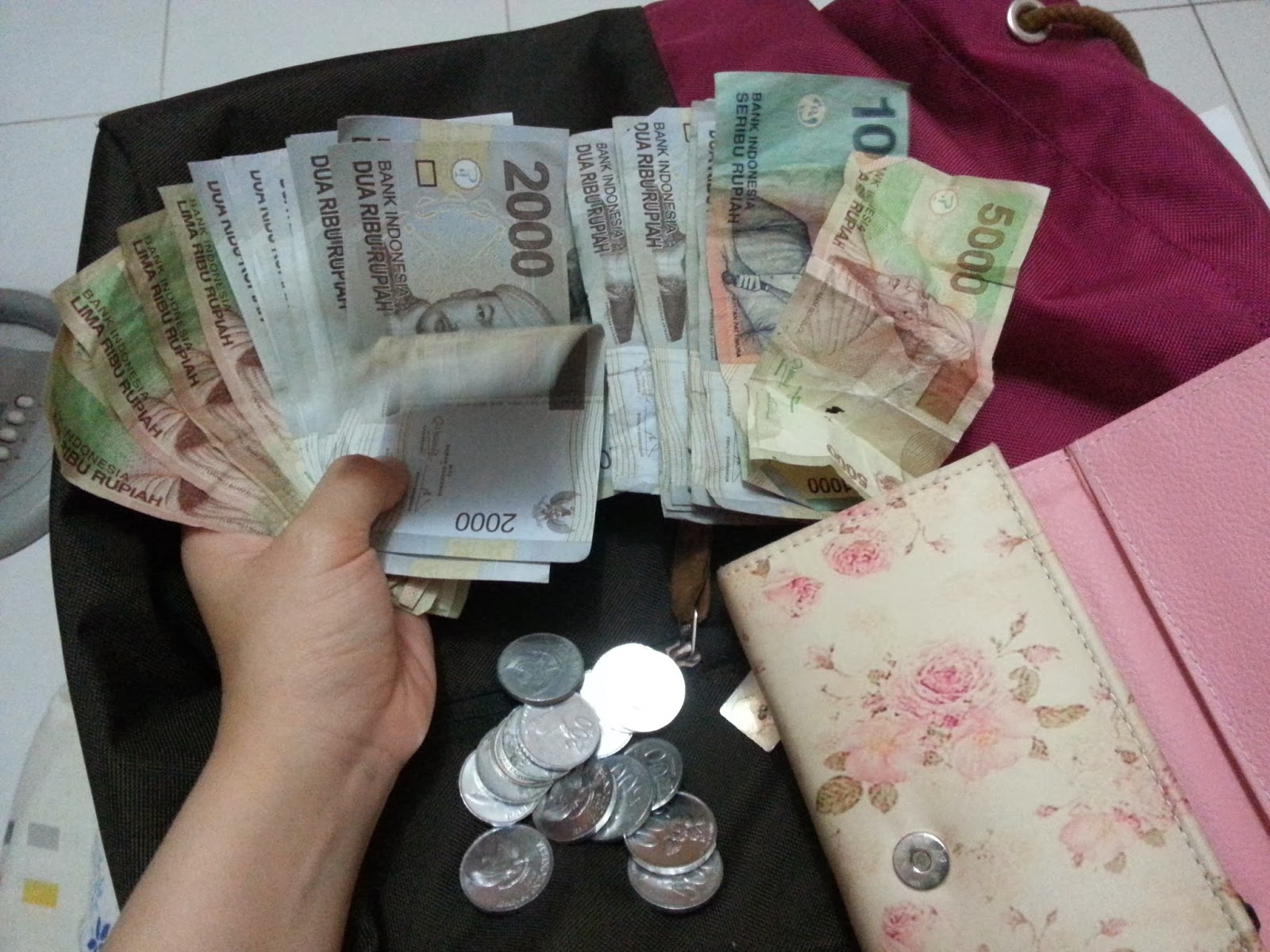tips menghemat uang untuk kebutuhan bulanan